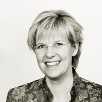 Dr. Nina Wagner